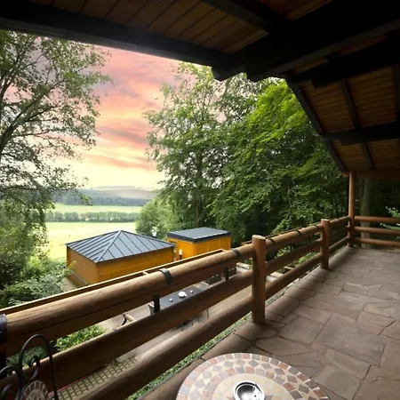 Palisander Ferienhaus *
